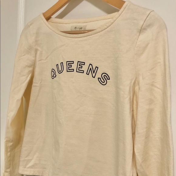 Madewell Queens Graphic Long Sleeve T-shirt size S - Picture 6 of 6
